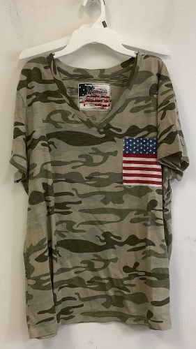 Women's Natural Reflections Shirt, XL, Appears New - Lot 635