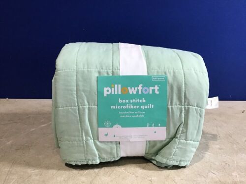 Box Stitch Microfiber Quilt, Full/Queen  - Lot 696