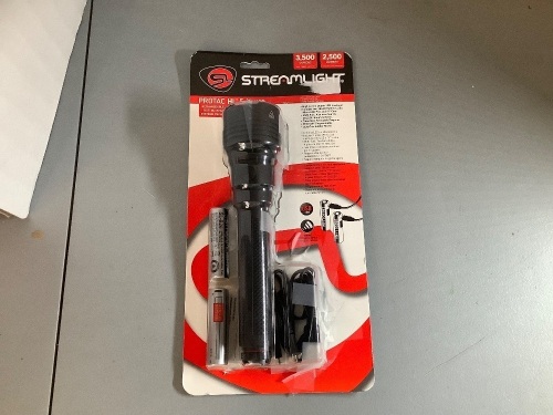 Streamlight Protac 5-X USB, Appears New - Lot 8