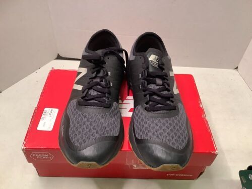 New Balance Trail Running Shoes, 8, Appears New - Lot 153