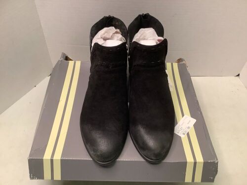 Natural Reflections Women's Boots, 8.5, Ecommerce Return, Dirty - Lot 169