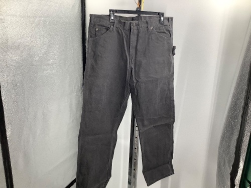 Dickies Men's Pants, 36x30, Appears New - Lot 225