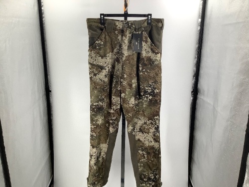 RedHead, Strata TWP Pant, Large, Appears New  - Lot 273