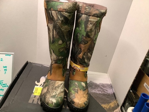 Rocky, Men's 16" Snake Boot, Appears New - Lot 321