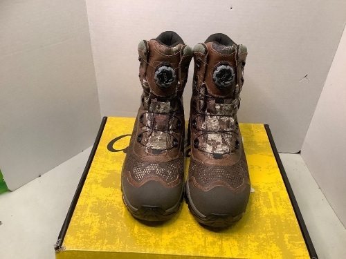 Treadfast Zoned Insulatioin Men's Boots, 10.5, Ecommerce Return - Lot 337