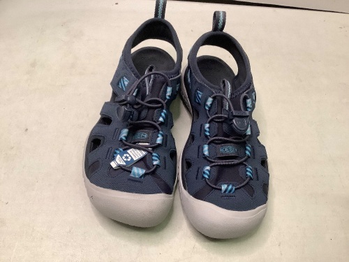 Keen Ladies Sandals, 6.5, Ecommerce Return - Lot 478