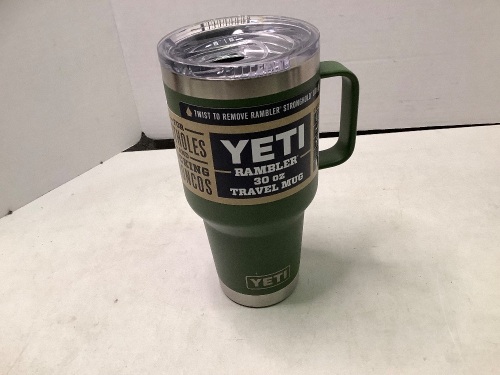 Yeti Rambler 30oz Travel Mug, Lid Broken, Ecommerce Return - Lot 492