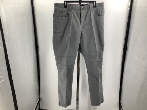 Red Head Men's Pants, 38x32, Appears New - Lot 604