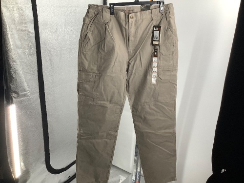 5.11 Tactical Pant, Relaxed Fit 40x36, Appears New - Lot 640