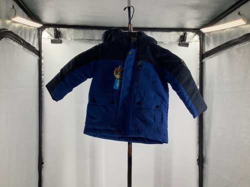 Outdoor Kids Jacket, 3T, Missing Button, Ecommerce Return - Lot 751