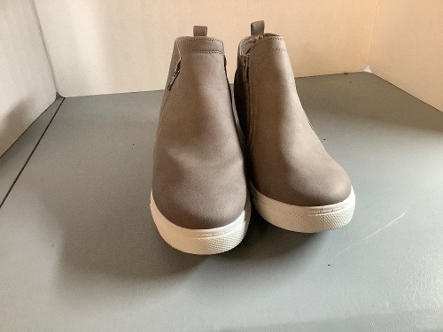Natural Reflections Women's Booties, 10, Ecommerce Return - Lot 778