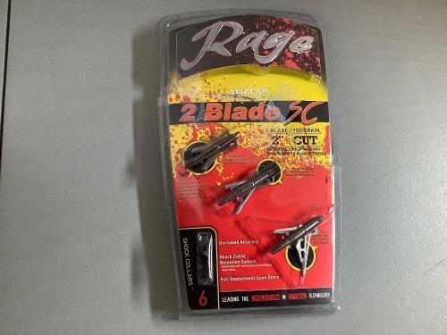 Rage 2 Blade SC, Ecommerce Return - Lot 790