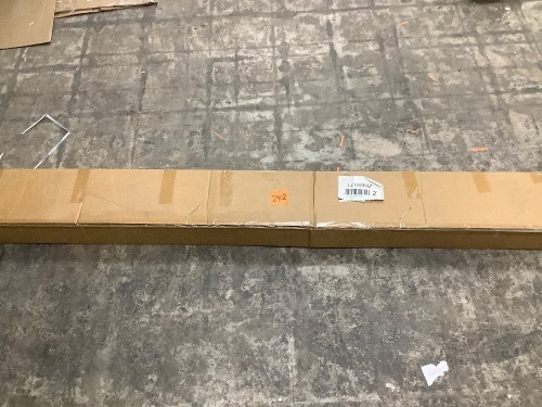 Miscellaneous Car Part - Lot 3736