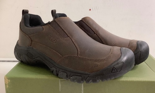 KEEN Targhee III Slip-On Shoes for Men, Size 9.5, Appears New - Lot 202