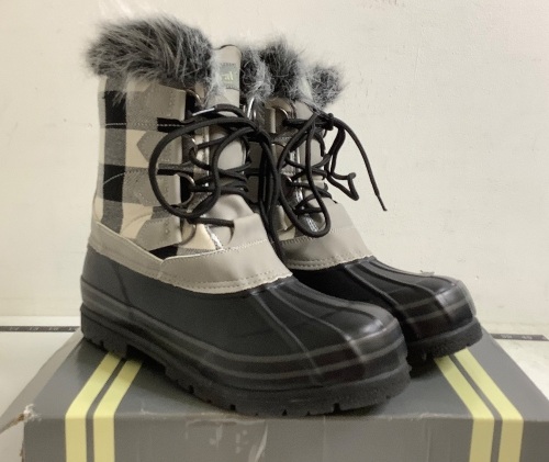 Natural Reflections Lumber Jill Boots, Size 7M, Appears New - Lot 237