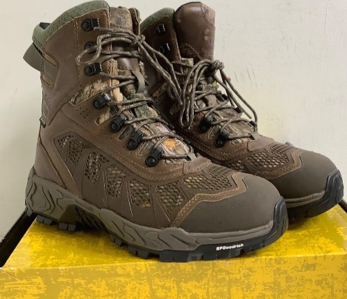 Treadfast GORE-TEX Insulated Hunting Boots for Men, Size 9W, E-Commerce Return - Lot 263