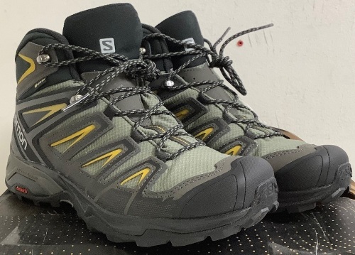 Salomon Men's X Ultra 3 GORE-TEX Mid Hikers, Size 10, E-Commerce Return - Lot 268
