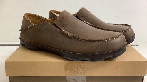 OluKai Moloa Slip-On Shoes for Men, Size 10.5, Appears New - Lot 274