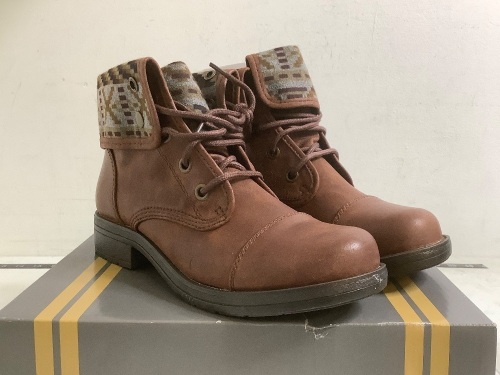 Natural Reflections Sarah, brown, womans size 9 - Lot 294