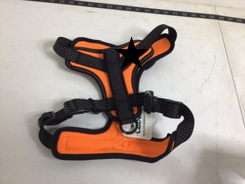 Dog Harness, M, E-Commerce Return - Lot 372