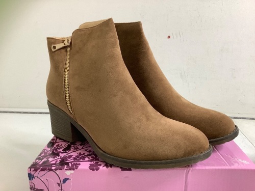 Reneeze Ankle Booties, Size 10, Appears New - Lot 377