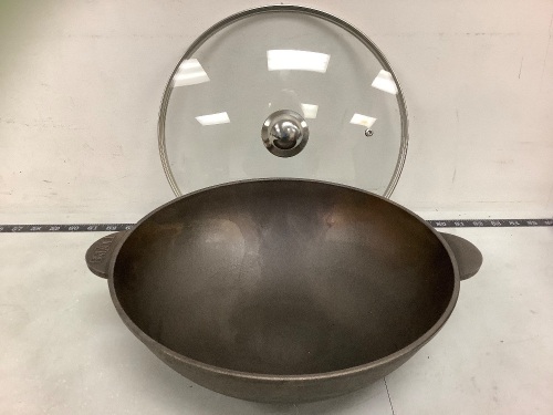 Brizoll Cast Iron Wok With Glass Lid, E-Commerce Return - Lot 624