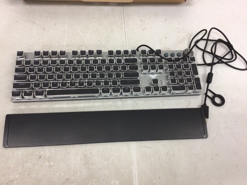 Gaming Keyboard, E-Commerce Return - Lot 663