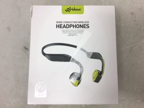 Wireless Headphones, Powers Up, Appears New - Lot 711