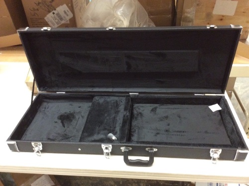 Electric Guitar Hard Case with Plush Lined Interior - New  - Lot 220