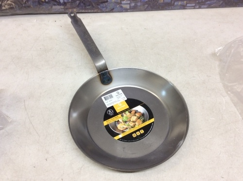 Matfer 11" Black Steel Restaurant Fry Pan - New  - Lot 261