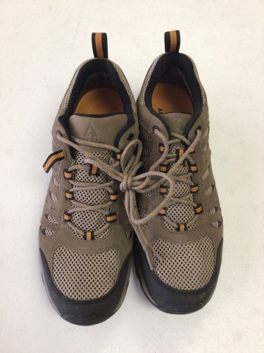 Ascend Lisco Low Waterproof Hiking Shoes for Men - Tan - 10.5M, Appears New - Lot 433