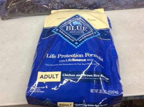 Blue Buffalo Life Protection Formula Chicken & Brown Rice Recipe for Adult Dogs, 30 lbs - New - Lot 753