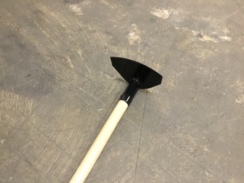 Wood Handled Garden Hoe - E-Comm Return, Appears New  - Lot 886