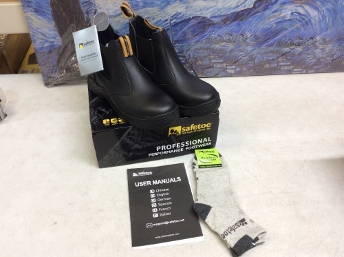 Safetoe Professional Performance Footwear, Slip/Oil Resistant, Shock Absorption, Size 9 - Appear New - Lot 1033