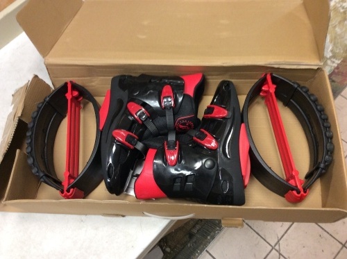 Unisex Fitness Bounce Shoes, Red/Black - Appear New - Lot 1089