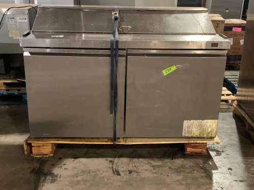 Kratos Refrigeration 69K-771HC 61"W Sandwich/Salad Prep Table, 16 Pan Capacity. For Repair or Parts - Lot 234