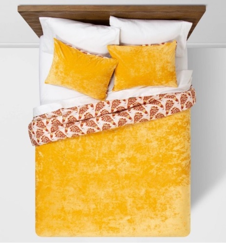 Opalhouse Amber Reversible Velvet Peacock Comforter & Sham Set, King  - Lot 630
