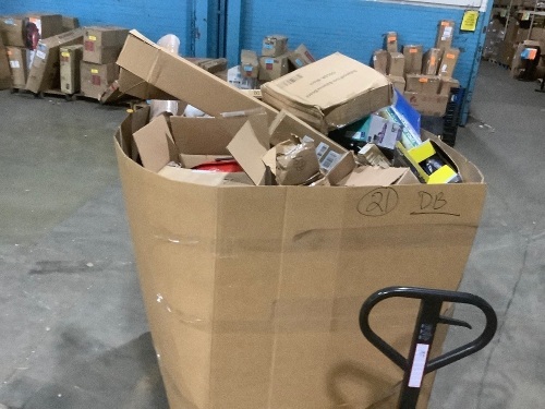 Pallet of New & E-Comm Return Small Items - Lot 263