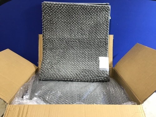Case of (4) Memory Foam Bath Rugs, 20" x 34"  - Lot 1002