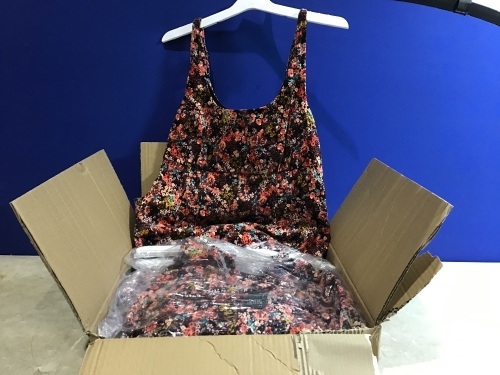 Case of (5) Floral Dresses, XXL  - Lot 1016