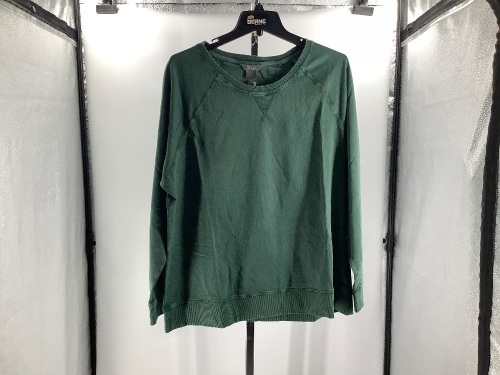 Natural Reflectionis Women's Shirt, XL, Appears New - Lot 49