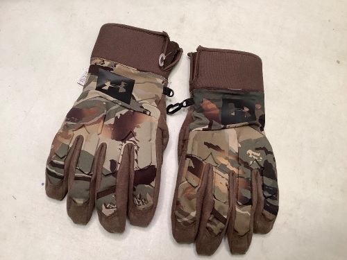 Under Armour Men's Gloves, Medium, Ecommerce Return - Lot 126