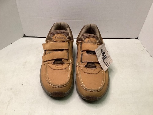 World Wide Sportsman Blue Water 2 STrap Shoes, Men's 11, Ecommerce Return - Lot 131