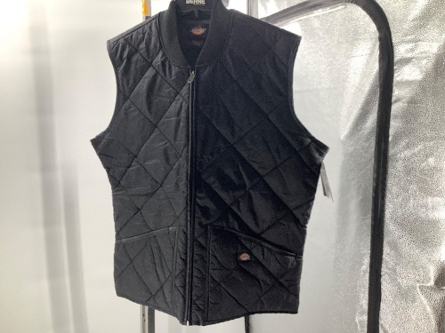 Dickies Men's Diamond Quilted Vest, Medium, Appears New - Lot 422
