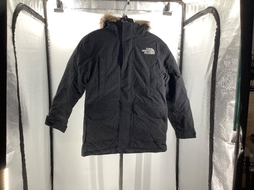 The North Face Men's Parka, Small, Dirty, Ecommerce Return - Lot 452