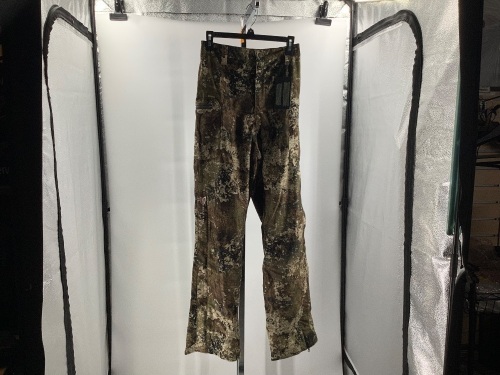 Red Head Men's Squaltex Pant, Small, Appears New - Lot 478