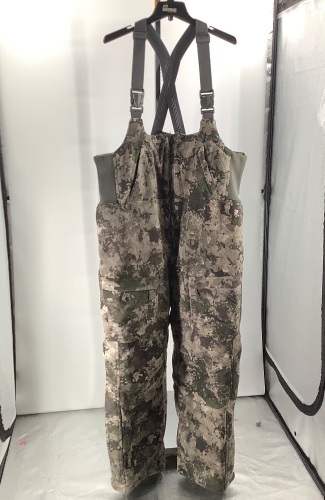 Instinct Standhunter Bib, Large, Appears New - Lot 480