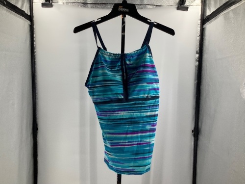 Free Country Women's Swim Top, Large, Appears New - Lot 509