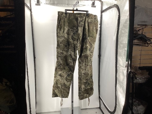 Red Head Silent Hide Men's Pants, 2XL/34, Appears New - Lot 525