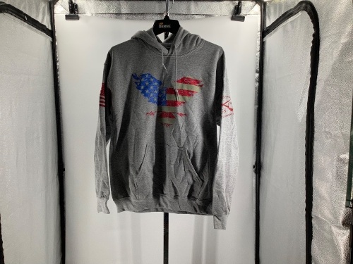 Grunt Style Men's Hoodie, Medium, Appears New - Lot 549